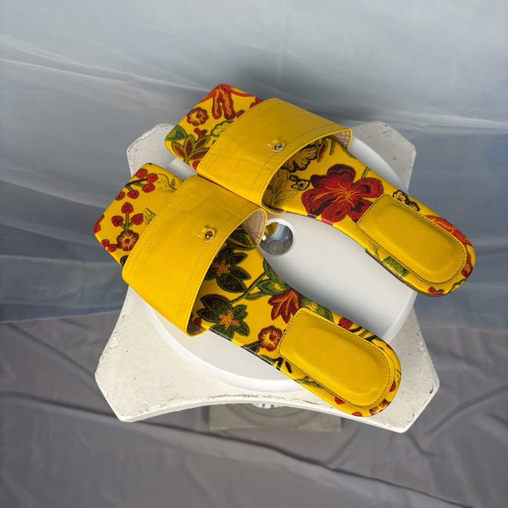The Golden Garden Sandals View 4